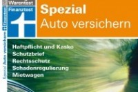 cover-Finanztest_Spezial_Auto Anschnitt eines fahrenden Autos auf einer Landstraße